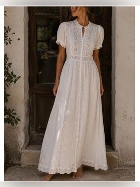 House of Harlow 1960 White Eyelet Lace Maxi Dress